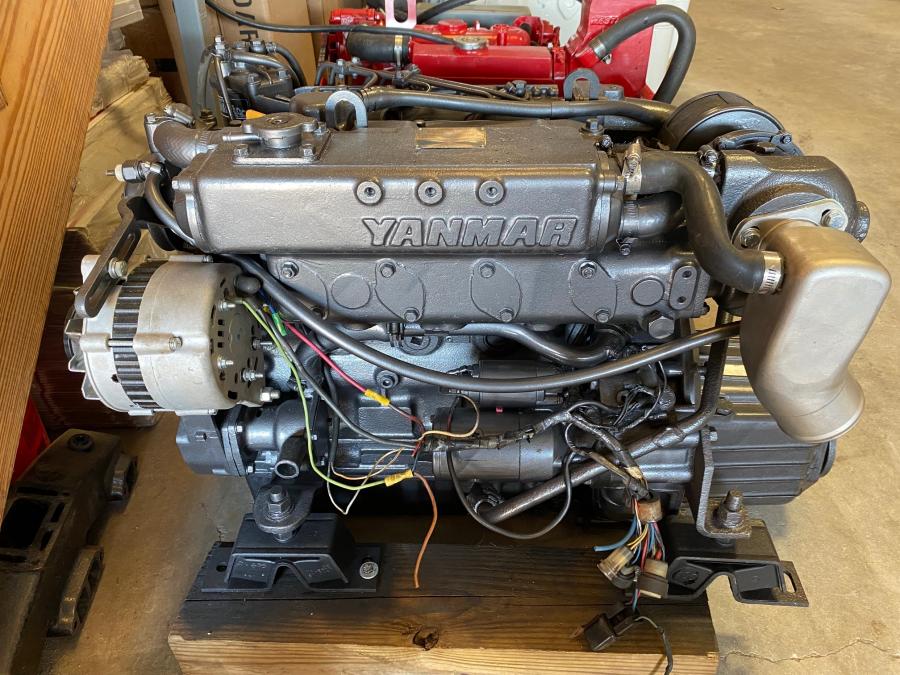 Yanmar Marine Diesel 4JH2-TE 62HP With Transmission